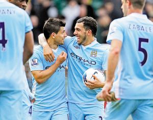 他以轻松自 他以轻松自